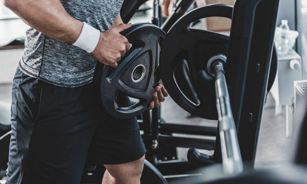 The 5 Best Vibration Exercise Plates For Your Home Gym - Men's Journal