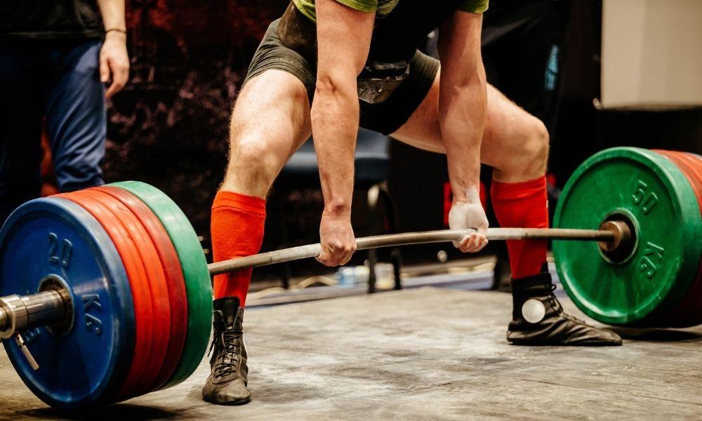 How To Prepare for Your First Powerlifting Meet - Top Fitness Store